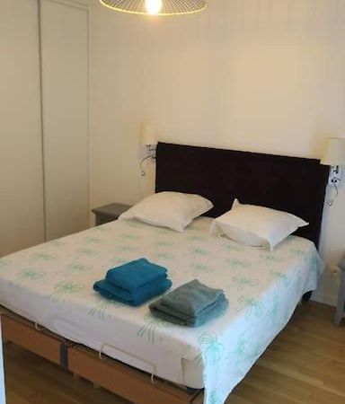 Appartement Confortable Et Au Calme Avec Terrasse Proche Du Metro - Accueil Personnel Lyon Kültér fotó
